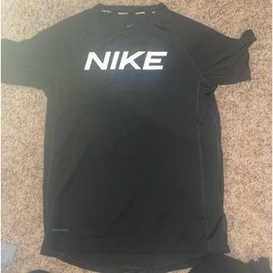 Nike Performance Athletic Tee - Black